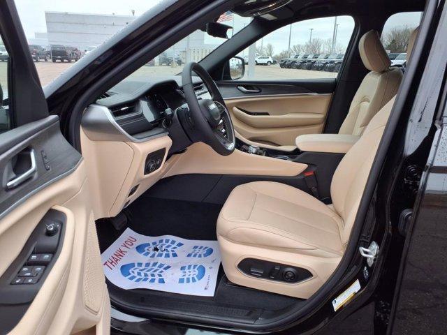 new 2025 Jeep Grand Cherokee L car, priced at $44,840