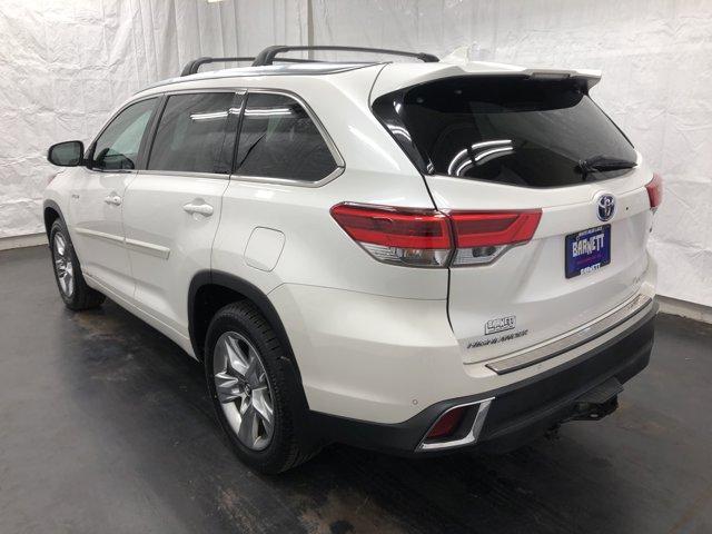 used 2018 Toyota Highlander Hybrid car, priced at $22,988