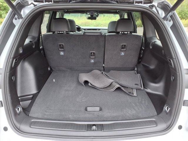 new 2025 Jeep Grand Cherokee car, priced at $49,097