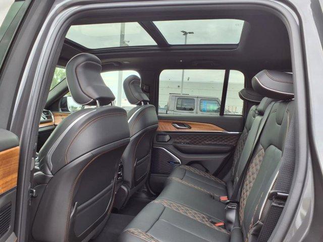 new 2025 Jeep Grand Cherokee car, priced at $60,760