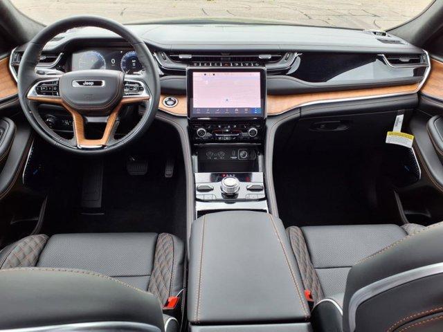 new 2025 Jeep Grand Cherokee car, priced at $60,760