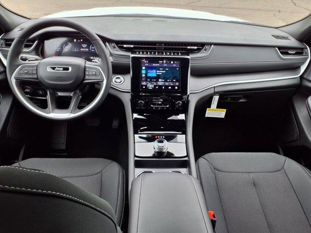 new 2025 Jeep Grand Cherokee car, priced at $36,594