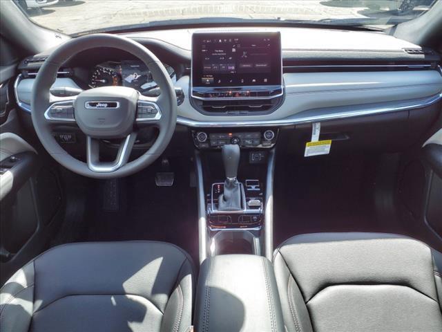 new 2024 Jeep Compass car, priced at $29,499