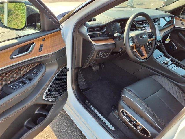 new 2025 Jeep Grand Cherokee L car, priced at $60,130