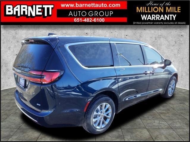 new 2025 Chrysler Pacifica car, priced at $41,262