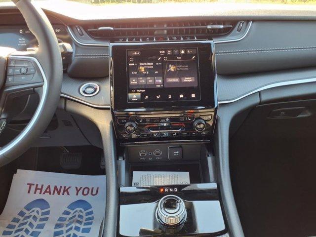 new 2025 Jeep Grand Cherokee L car, priced at $40,781