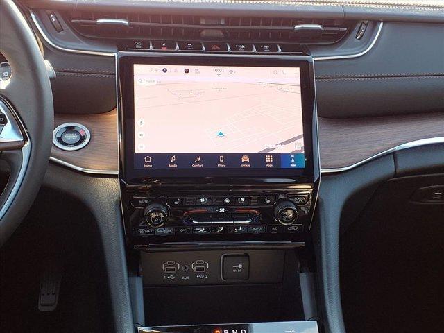 new 2025 Jeep Grand Cherokee car, priced at $55,100
