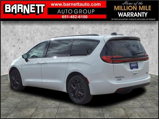 new 2024 Chrysler Pacifica car, priced at $44,482