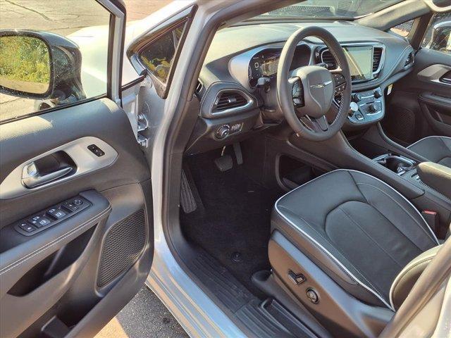 new 2026 Chrysler Pacifica car, priced at $49,572