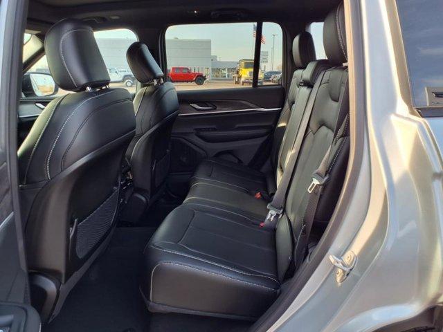 new 2025 Jeep Grand Cherokee car, priced at $44,736