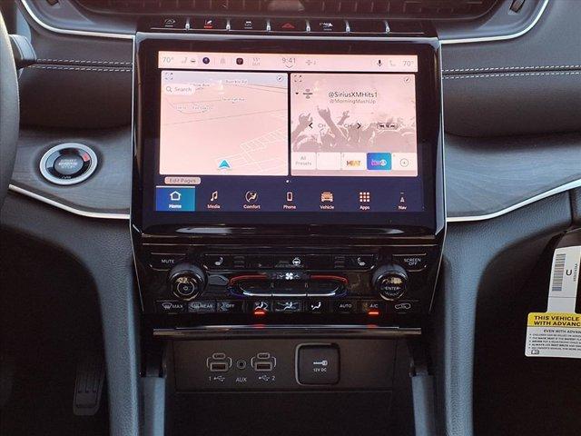 new 2025 Jeep Grand Cherokee car, priced at $46,552