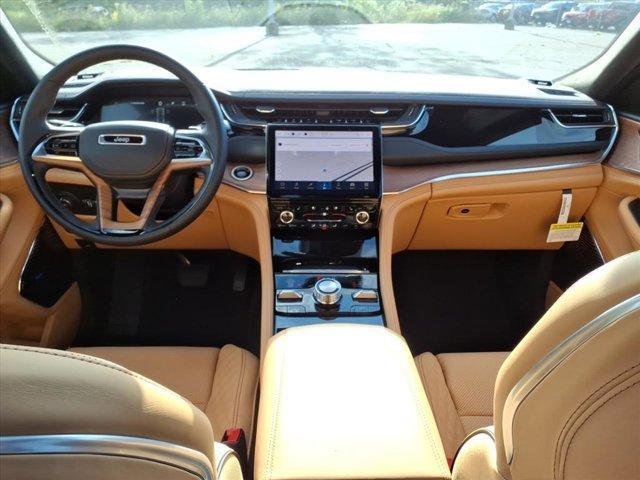 new 2025 Jeep Grand Cherokee car, priced at $60,999