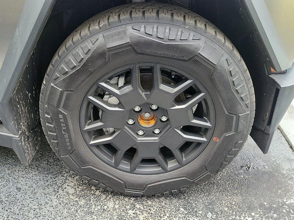 used 2024 Tesla Cybertruck car, priced at $74,917