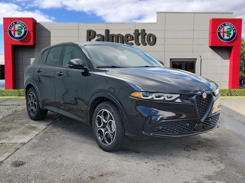new 2025 Alfa Romeo Tonale car, priced at $39,617