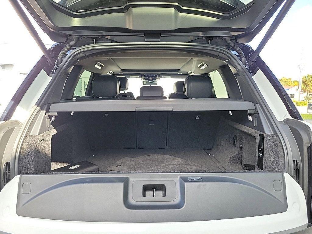 used 2023 Land Rover Range Rover car, priced at $106,617