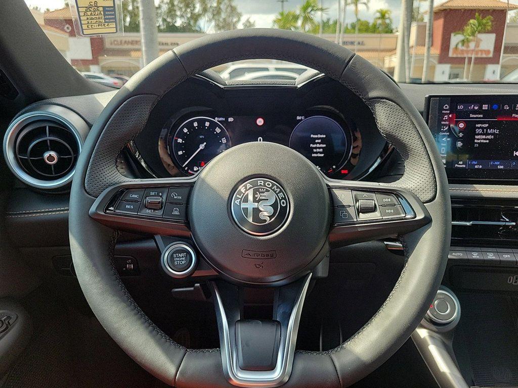 new 2025 Alfa Romeo Tonale car, priced at $39,617