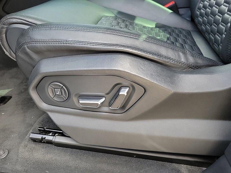 used 2022 Lamborghini Urus car, priced at $212,217