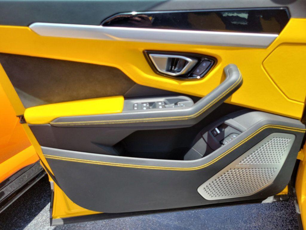 used 2019 Lamborghini Urus car, priced at $186,617