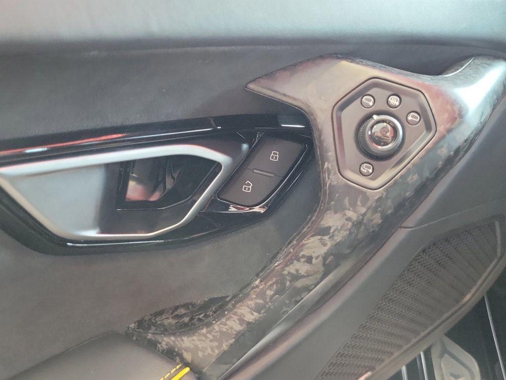 used 2022 Lamborghini Huracan EVO car