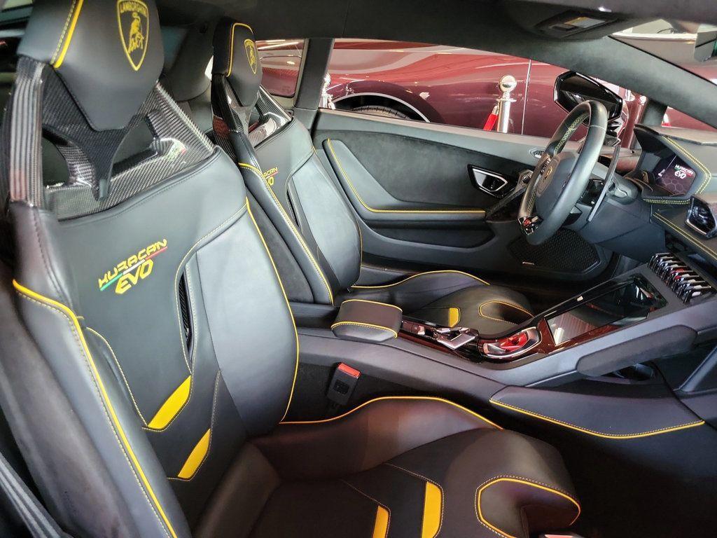 used 2022 Lamborghini Huracan EVO car