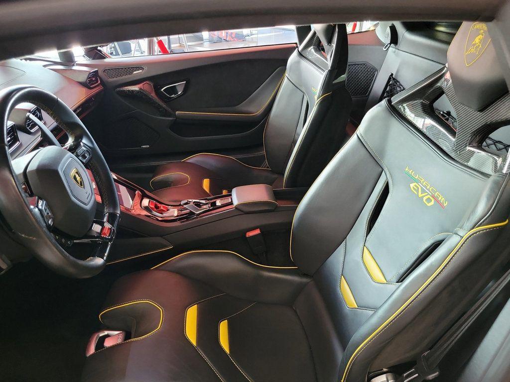 used 2022 Lamborghini Huracan EVO car