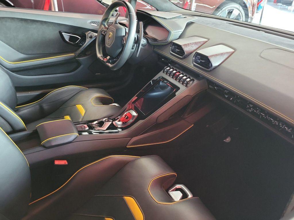 used 2022 Lamborghini Huracan EVO car