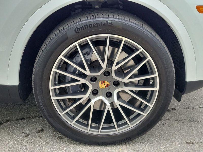 used 2021 Porsche Cayenne car, priced at $52,217