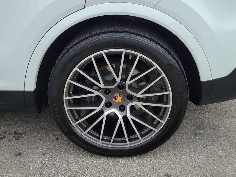 used 2021 Porsche Cayenne car, priced at $52,217