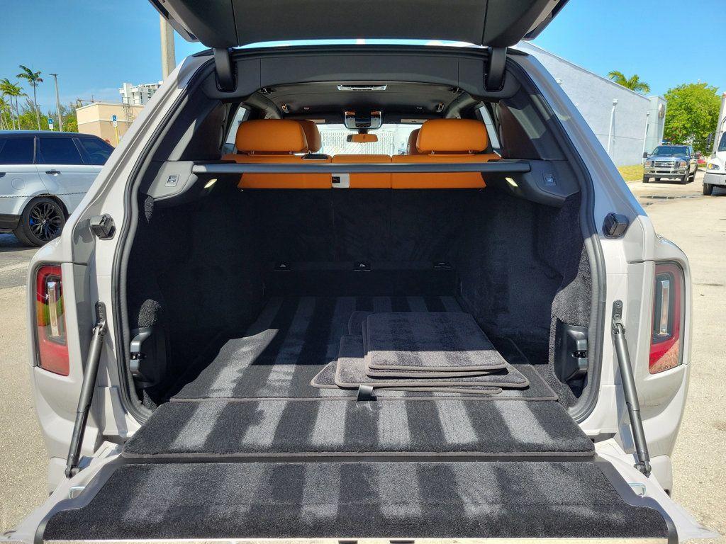 used 2025 Rolls-Royce Cullinan car, priced at $499,917
