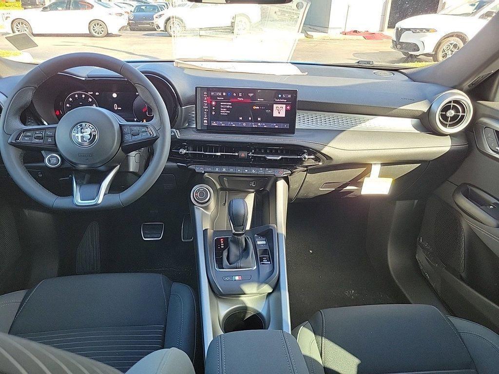 new 2025 Alfa Romeo Tonale car, priced at $37,217