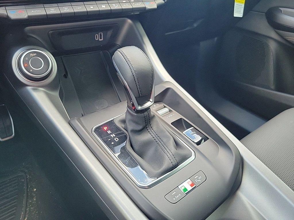 new 2025 Alfa Romeo Tonale car, priced at $38,217