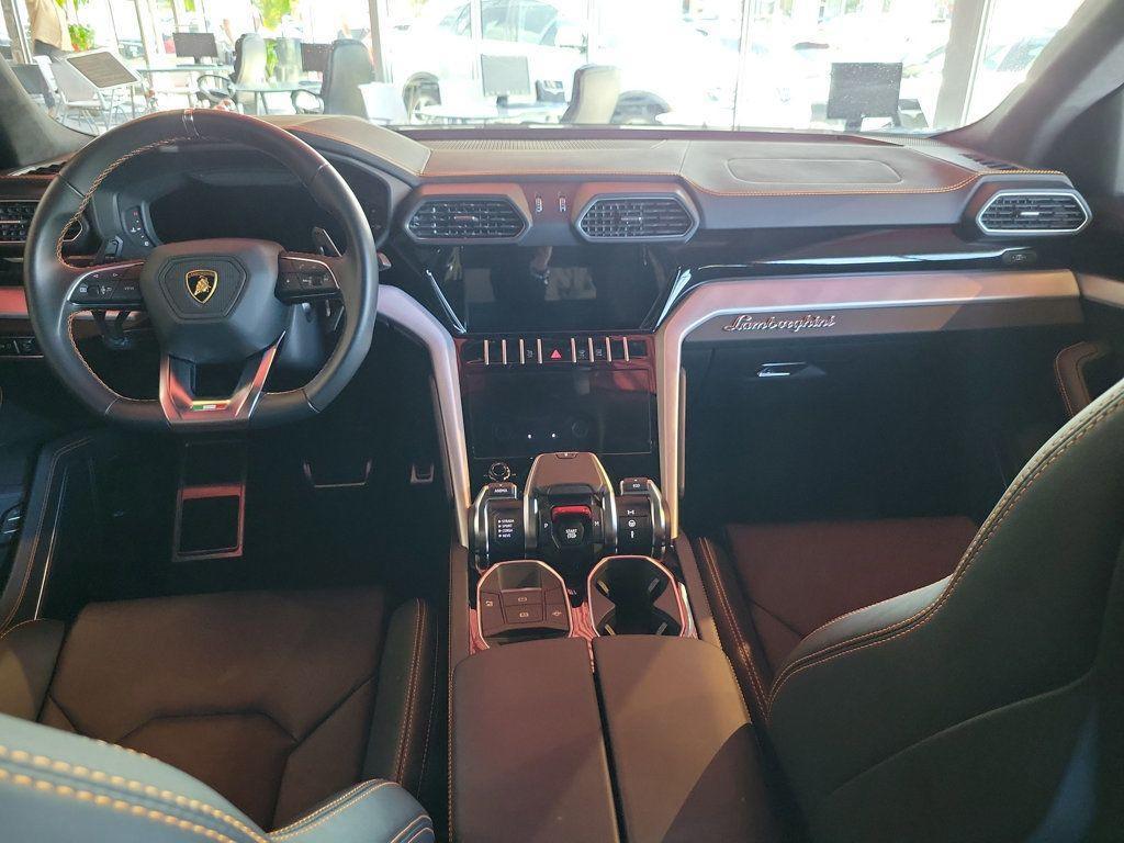 used 2021 Lamborghini Urus car, priced at $206,617