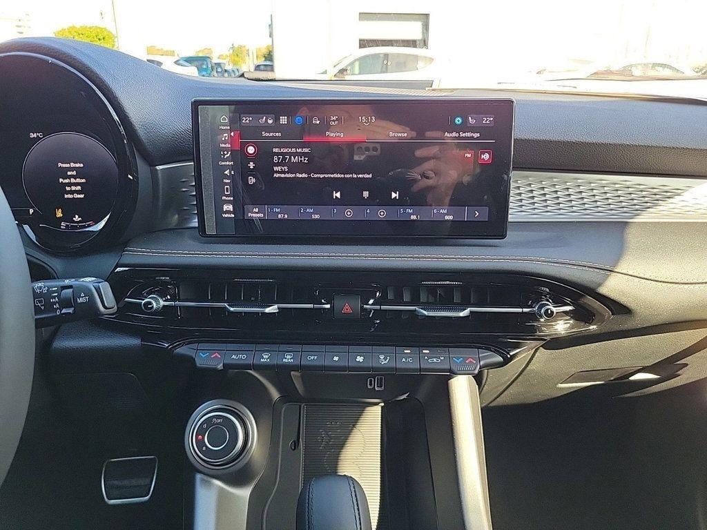 new 2025 Alfa Romeo Tonale car, priced at $39,617