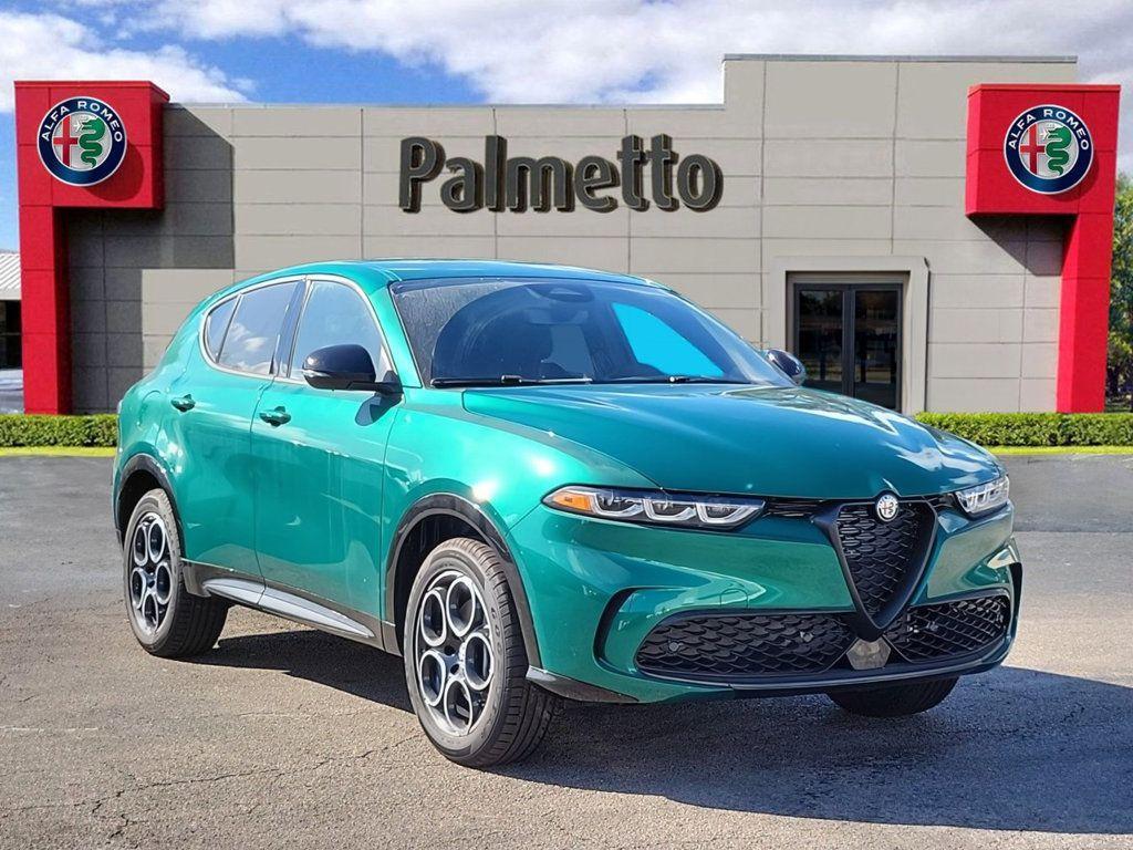 new 2025 Alfa Romeo Tonale car, priced at $39,617