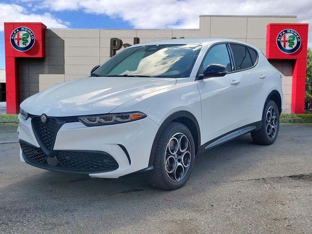 new 2025 Alfa Romeo Tonale car, priced at $38,217