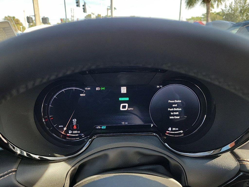 new 2025 Alfa Romeo Tonale car, priced at $37,217