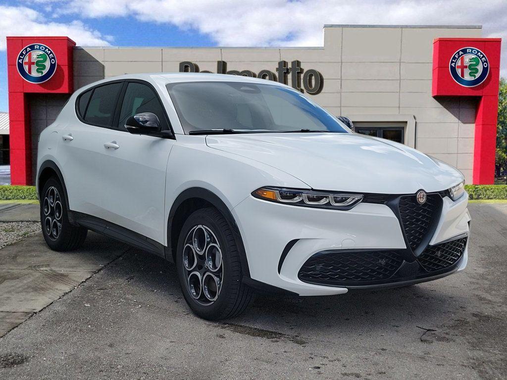 new 2025 Alfa Romeo Tonale car, priced at $38,217