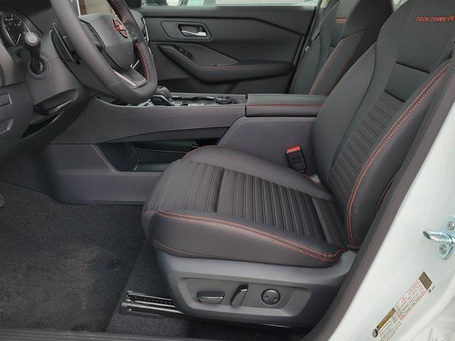 new 2025 Nissan Rogue car, priced at $35,555