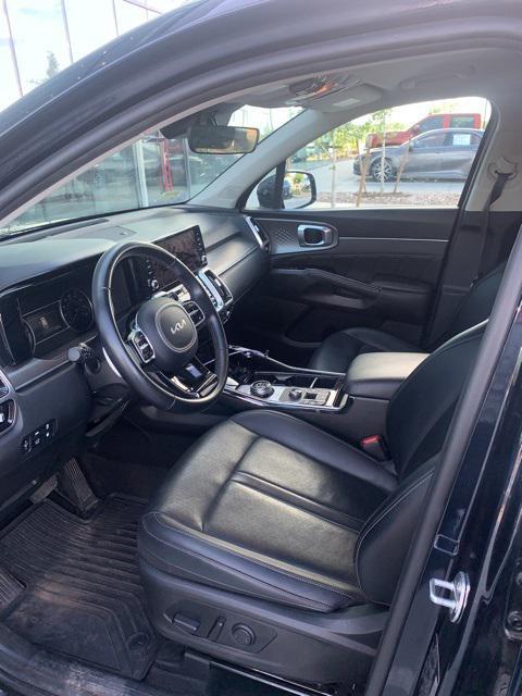used 2022 Kia Sorento Plug-In Hybrid car, priced at $31,755