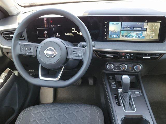new 2025 Nissan Kicks car, priced at $26,555