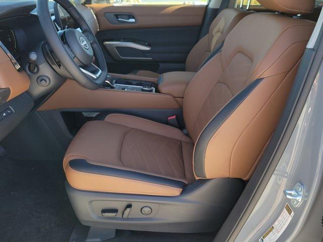 new 2025 Nissan Pathfinder car, priced at $47,260