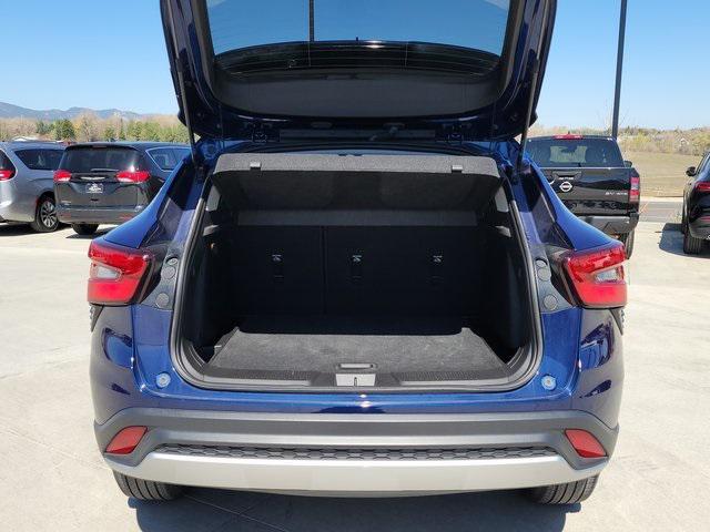 used 2024 Chevrolet Trax car, priced at $23,925