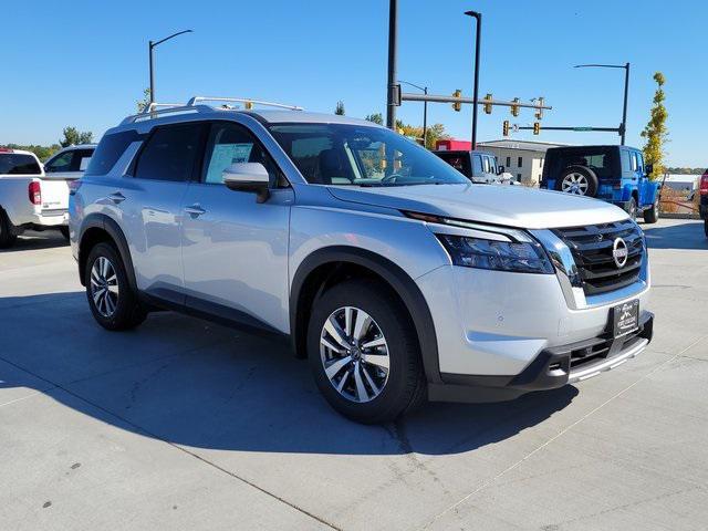 new 2025 Nissan Pathfinder car, priced at $39,340