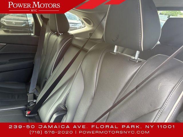 used 2022 Acura MDX car, priced at $32,995