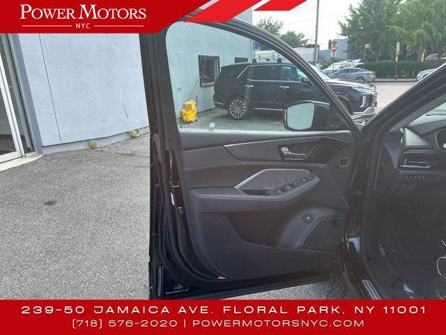 used 2022 Acura MDX car, priced at $32,995