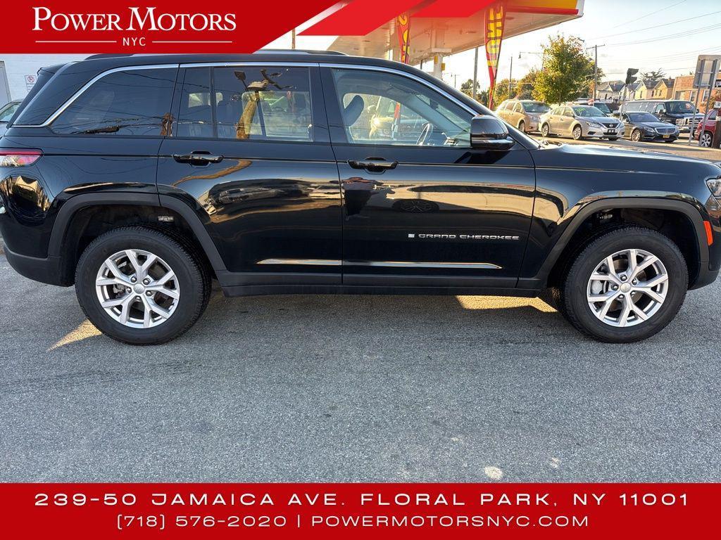 used 2022 Jeep Grand Cherokee car, priced at $23,995