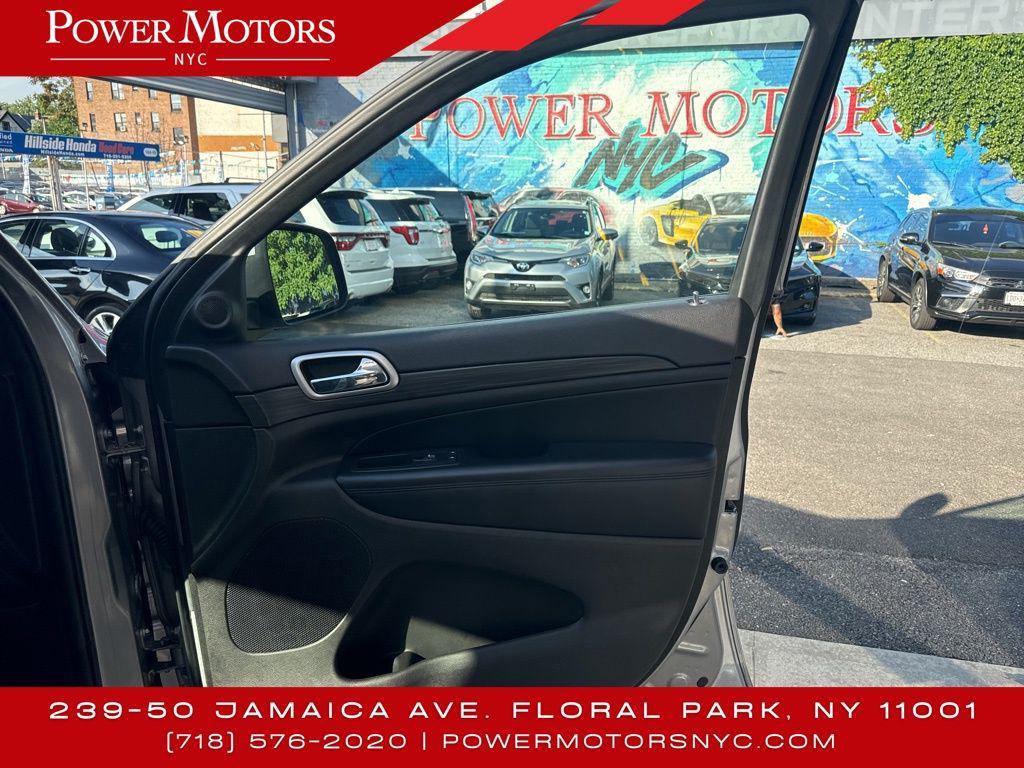 used 2019 Jeep Grand Cherokee car, priced at $16,595