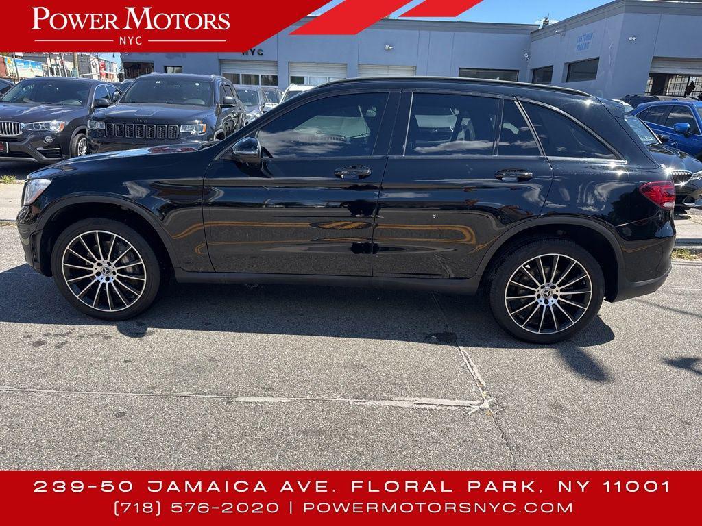 used 2022 Mercedes-Benz GLC 300 car, priced at $24,495
