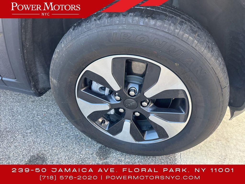 used 2023 Jeep Grand Cherokee 4xe car, priced at $21,425