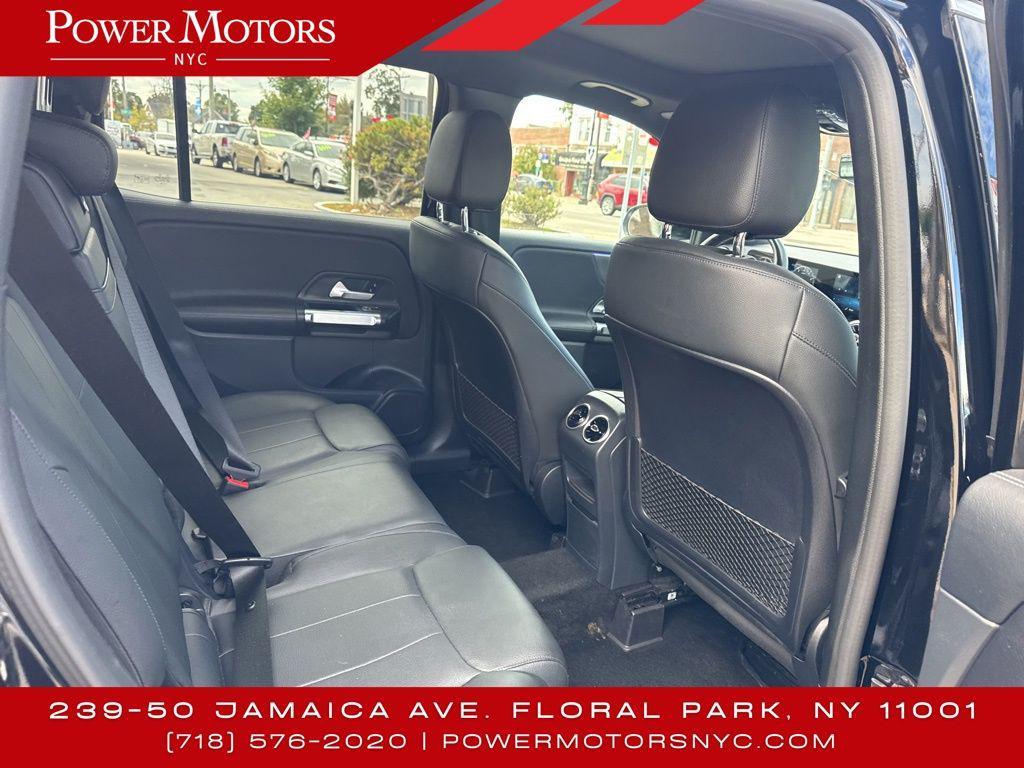 used 2022 Mercedes-Benz GLB 250 car